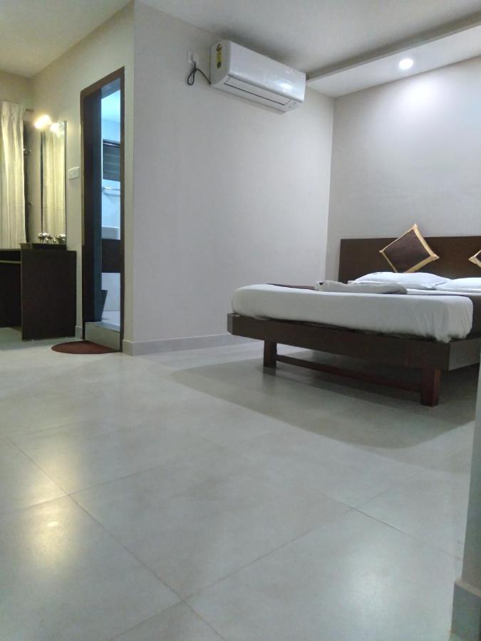 Hotel Aiba Regency Coimbatore Exteriör bild