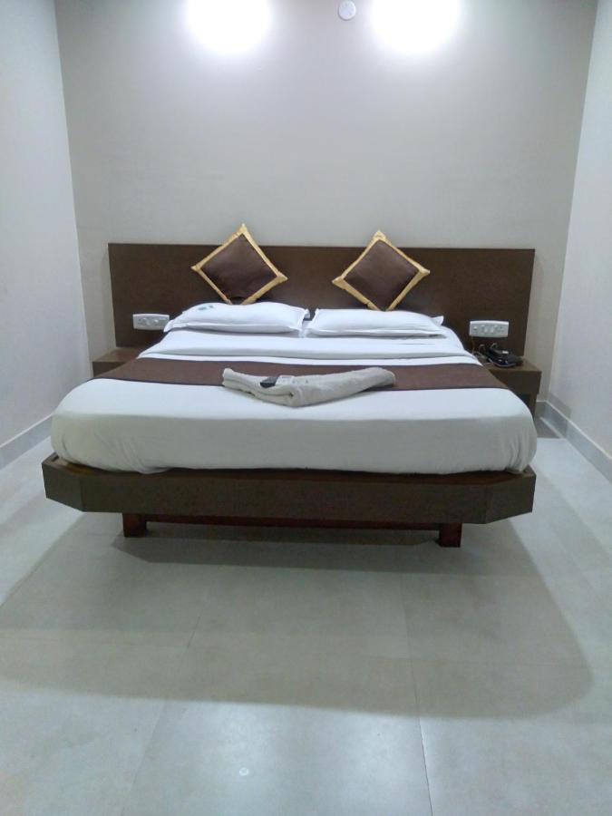 Hotel Aiba Regency Coimbatore Exteriör bild