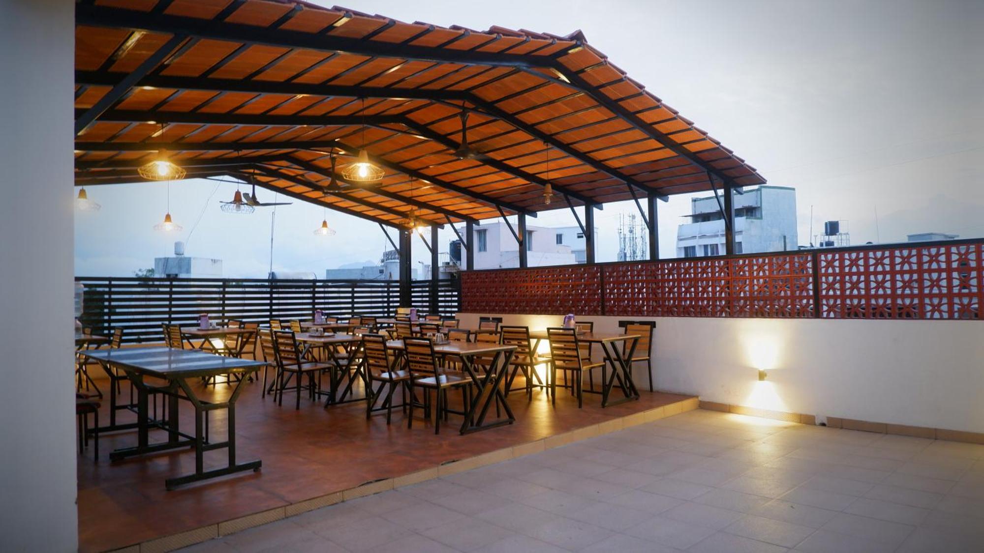 Hotel Aiba Regency Coimbatore Exteriör bild