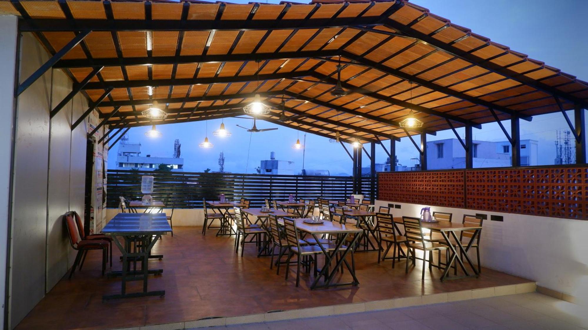 Hotel Aiba Regency Coimbatore Exteriör bild