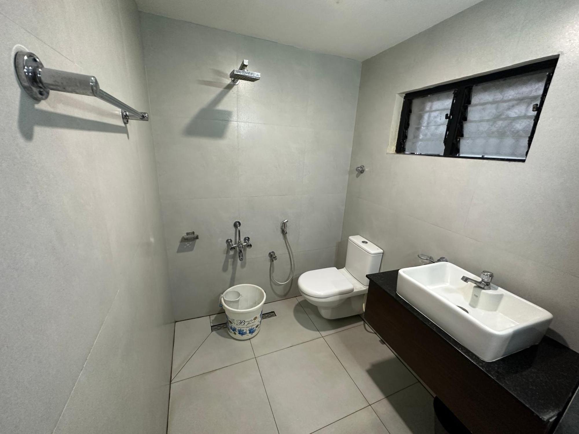 Hotel Aiba Regency Coimbatore Exteriör bild